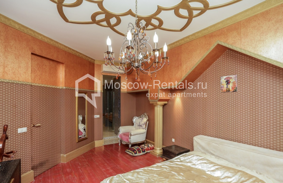 Photo #9 4-room (3 BR) apartment for <a href="http://moscow-rentals.ru/en/articles/long-term-rent" target="_blank">a long-term</a> rent
 in Russia, Moscow, Shabolovksa str, 23 к 5