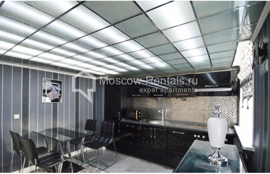 Фото №11 3-комн. кв. в аренду на длительный срок в Россия, Москва, Мерзляковский пер., 13