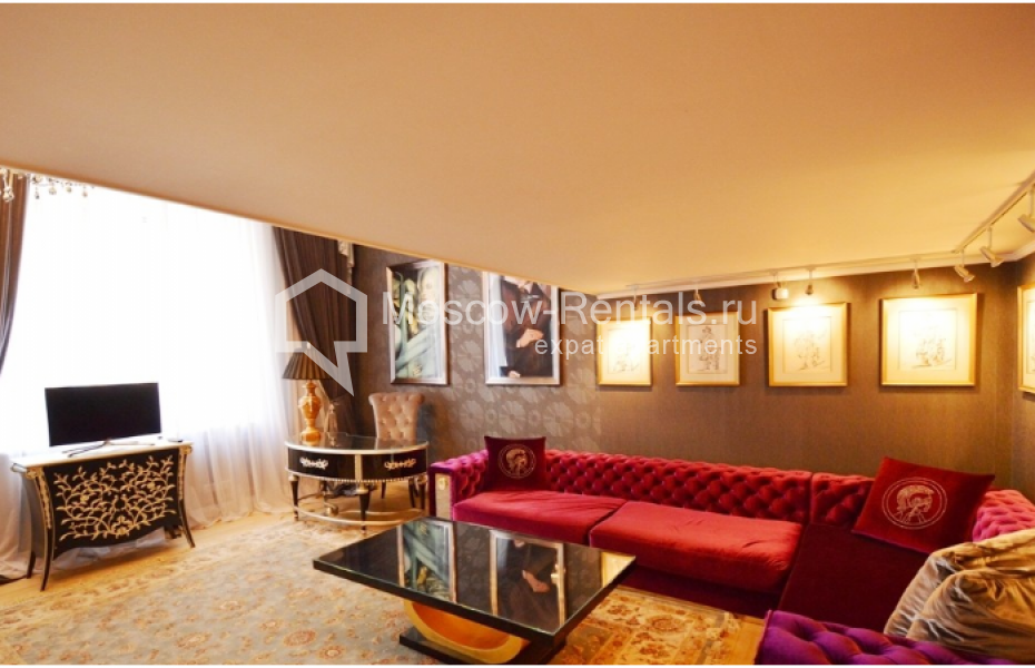 Фото №3 3-комн. кв. в аренду на длительный срок в Россия, Москва, Мерзляковский пер., 13
