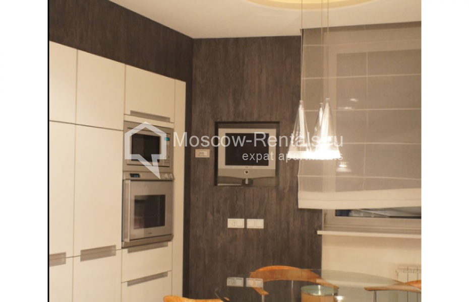 Photo #6 3-room (2 BR) apartment for <a href="http://moscow-rentals.ru/en/articles/long-term-rent" target="_blank">a long-term</a> rent
 in Russia, Moscow, Komsomolsky prospect, 32 К 2