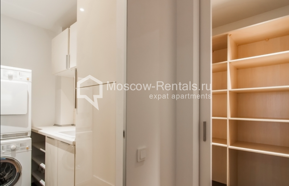 Photo #21 4-room (3 BR) apartment for <a href="http://moscow-rentals.ru/en/articles/long-term-rent" target="_blank">a long-term</a> rent
 in Russia, Moscow, Ruzheinyi lane, 3