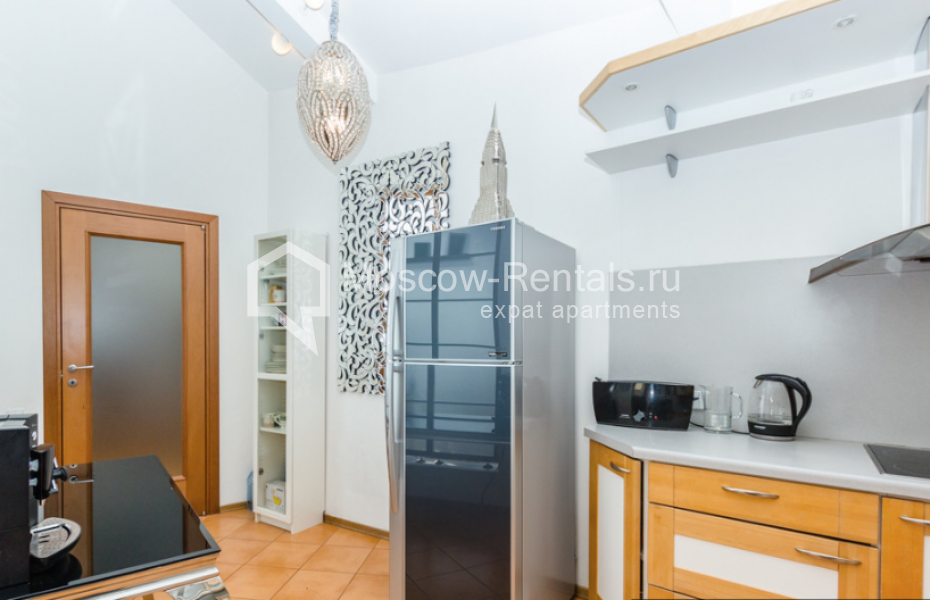 Photo #11 5-room (4 BR) apartment for <a href="http://moscow-rentals.ru/en/articles/long-term-rent" target="_blank">a long-term</a> rent
 in Russia, Moscow, Kropotkinsky lane., 4С1