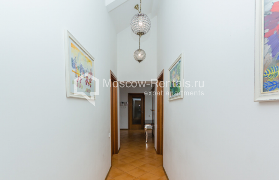 Photo #26 5-room (4 BR) apartment for <a href="http://moscow-rentals.ru/en/articles/long-term-rent" target="_blank">a long-term</a> rent
 in Russia, Moscow, Kropotkinsky lane., 4С1