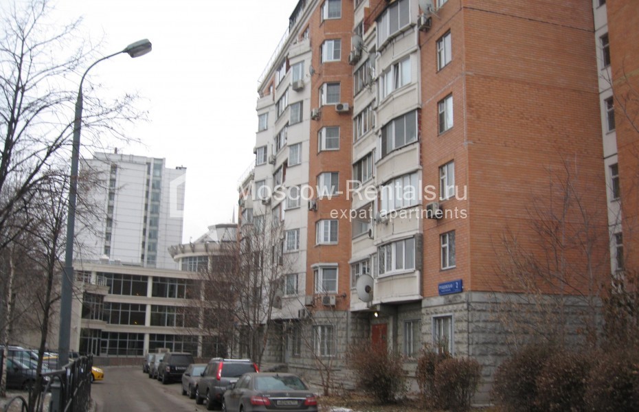 Photo #1 3-room (2 BR) apartment for <a href="http://moscow-rentals.ru/en/articles/long-term-rent" target="_blank">a long-term</a> rent
 in Russia, Moscow, Rubtsovskaya emb, 2к4