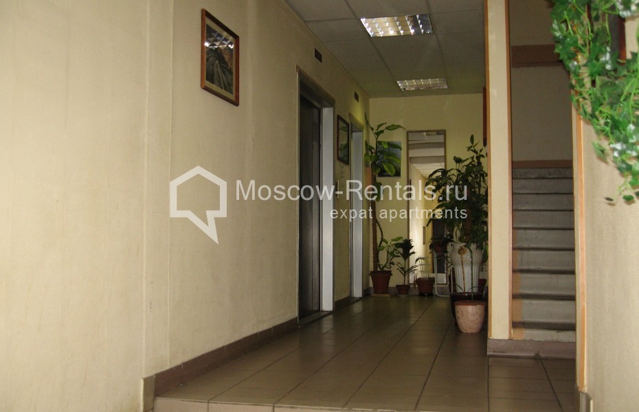Photo #2 3-room (2 BR) apartment for <a href="http://moscow-rentals.ru/en/articles/long-term-rent" target="_blank">a long-term</a> rent
 in Russia, Moscow, Rubtsovskaya emb, 2к4