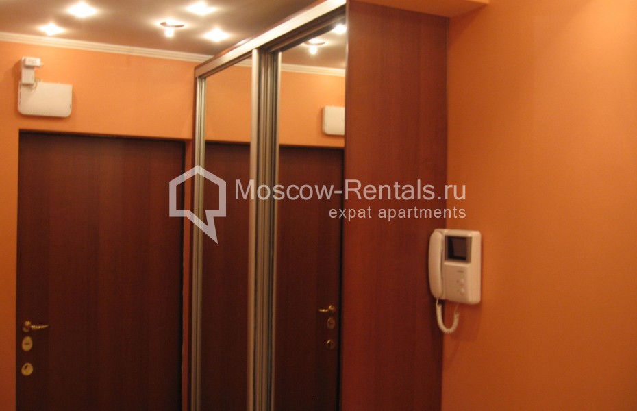 Photo #4 3-room (2 BR) apartment for <a href="http://moscow-rentals.ru/en/articles/long-term-rent" target="_blank">a long-term</a> rent
 in Russia, Moscow, Rubtsovskaya emb, 2к4