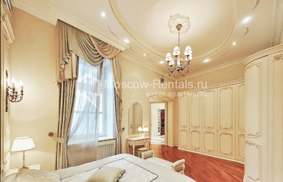 Photo #15 4-room (3 BR) apartment for <a href="http://moscow-rentals.ru/en/articles/long-term-rent" target="_blank">a long-term</a> rent
 in Russia, Moscow, Tverskaya str, 28 к 1
