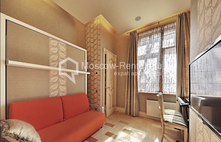 Photo #17 4-room (3 BR) apartment for <a href="http://moscow-rentals.ru/en/articles/long-term-rent" target="_blank">a long-term</a> rent
 in Russia, Moscow, Bolshoi Palashevsky lane, 10