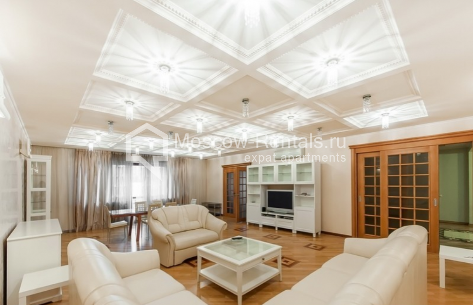 Photo #1 4-room (3 BR) apartment for <a href="http://moscow-rentals.ru/en/articles/long-term-rent" target="_blank">a long-term</a> rent
 in Russia, Moscow, 2nd Tverskaya-Yamskaya str, 26