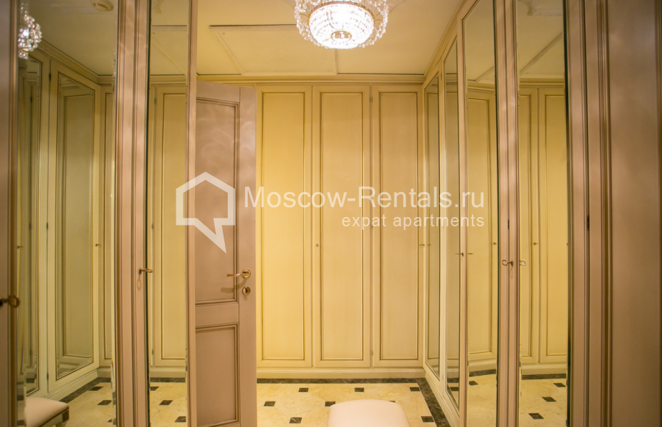 Photo #15 5-room (4 BR) apartment for <a href="http://moscow-rentals.ru/en/articles/long-term-rent" target="_blank">a long-term</a> rent
 in Russia, Moscow, Krasnoproletarskaya str., 7