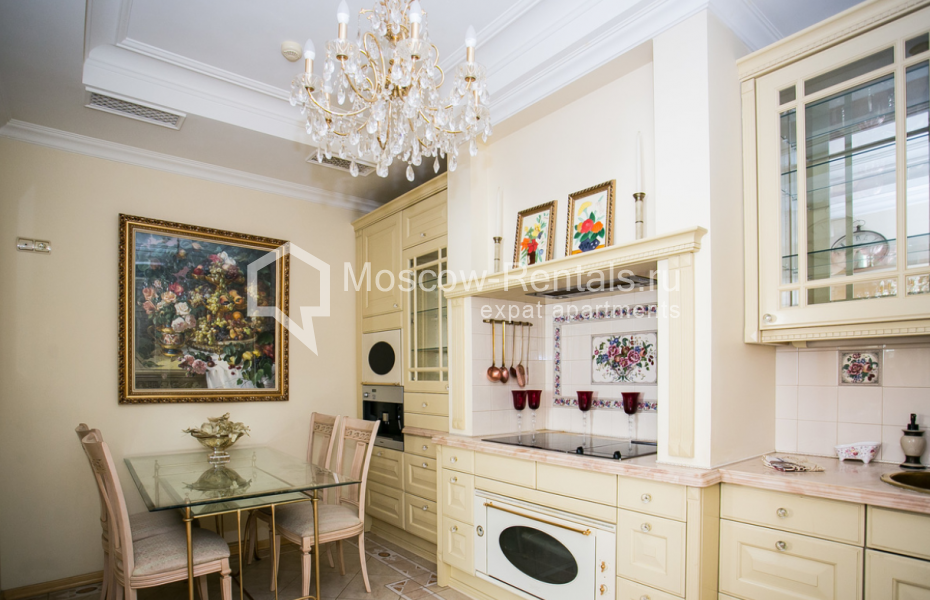 Photo #4 5-room (4 BR) apartment for <a href="http://moscow-rentals.ru/en/articles/long-term-rent" target="_blank">a long-term</a> rent
 in Russia, Moscow, Krasnoproletarskaya str., 7