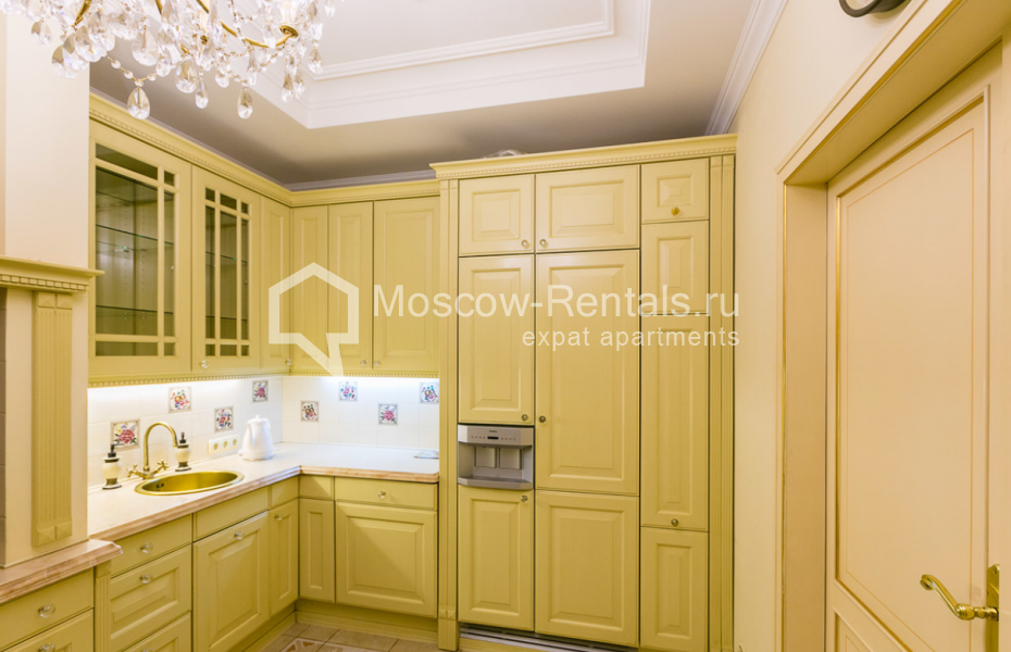 Photo #5 5-room (4 BR) apartment for <a href="http://moscow-rentals.ru/en/articles/long-term-rent" target="_blank">a long-term</a> rent
 in Russia, Moscow, Krasnoproletarskaya str., 7
