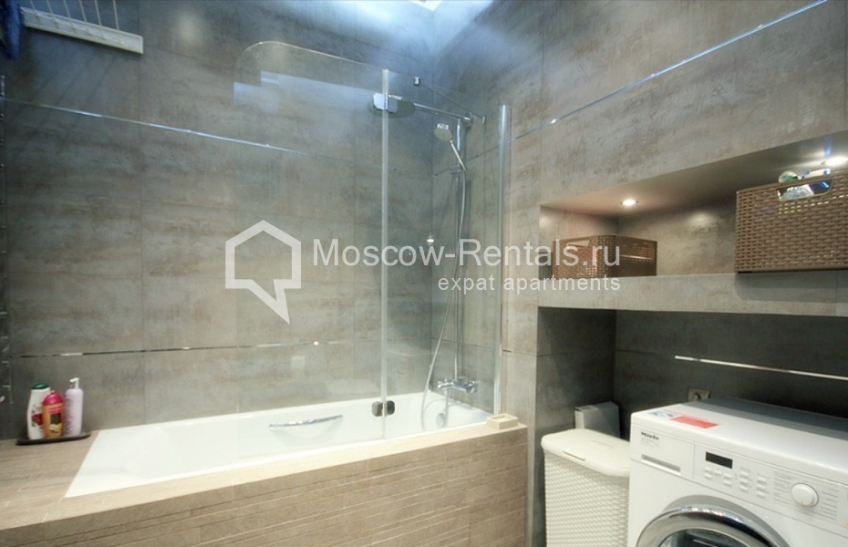 Photo #12 3-room (2 BR) apartment for <a href="http://moscow-rentals.ru/en/articles/long-term-rent" target="_blank">a long-term</a> rent
 in Russia, Moscow, Pushkarev lane, 16