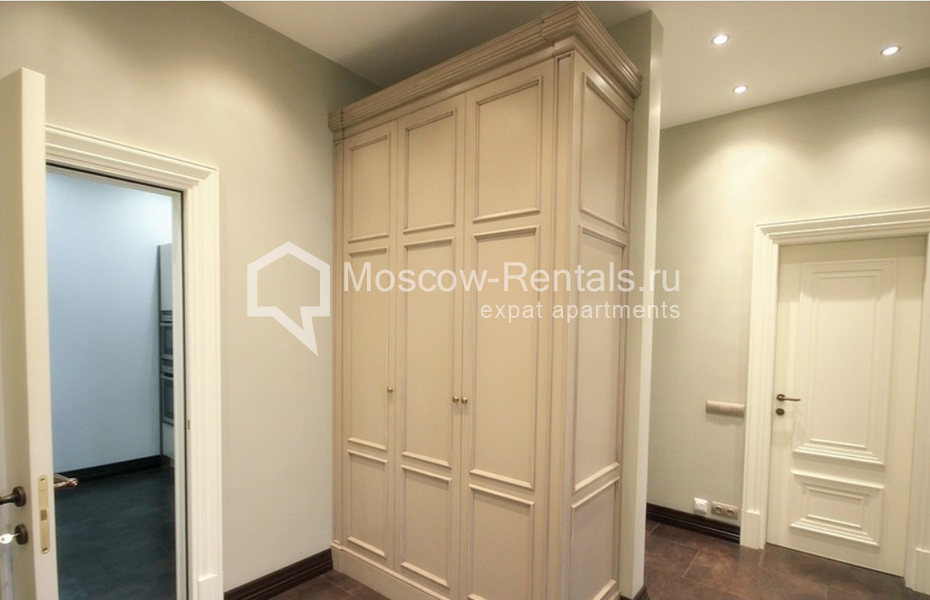 Photo #16 3-room (2 BR) apartment for <a href="http://moscow-rentals.ru/en/articles/long-term-rent" target="_blank">a long-term</a> rent
 in Russia, Moscow, Pushkarev lane, 16