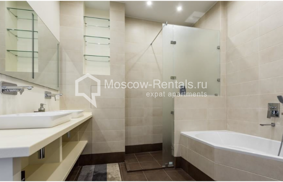 Photo #13 3-room (2 BR) apartment for <a href="http://moscow-rentals.ru/en/articles/long-term-rent" target="_blank">a long-term</a> rent
 in Russia, Moscow, Pokrovka str, 25