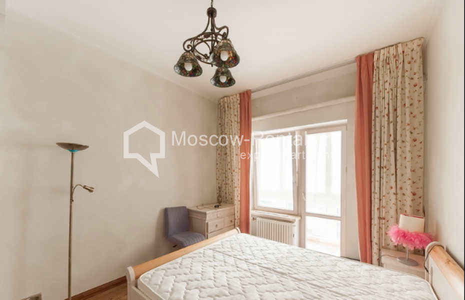 Photo #12 3-room (2 BR) apartment for <a href="http://moscow-rentals.ru/en/articles/long-term-rent" target="_blank">a long-term</a> rent
 in Russia, Moscow, Petroverigsky lane, 3 С 1