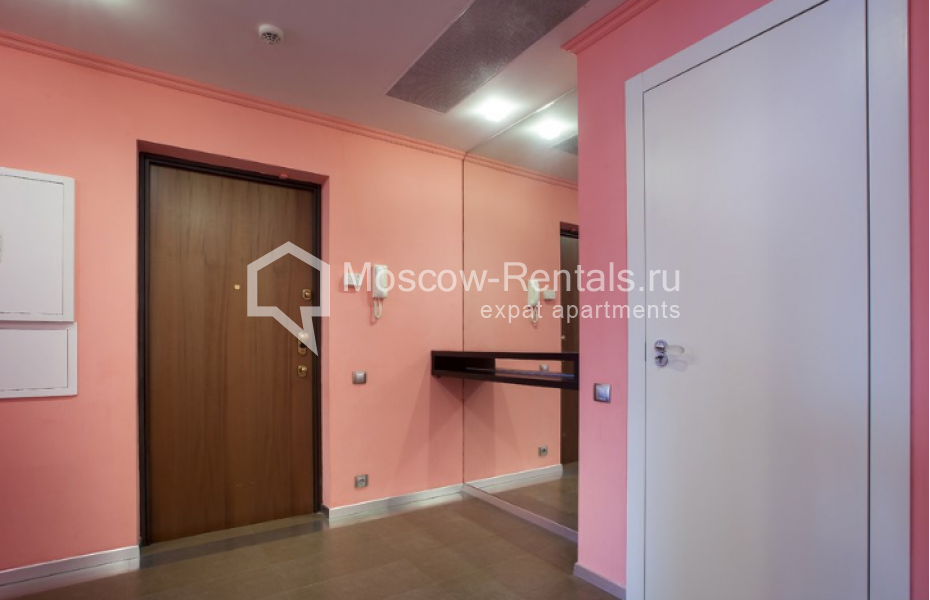 Photo #7 3-room (2 BR) apartment for <a href="http://moscow-rentals.ru/en/articles/long-term-rent" target="_blank">a long-term</a> rent
 in Russia, Moscow, Komsomolsky prospect, 32 К 2