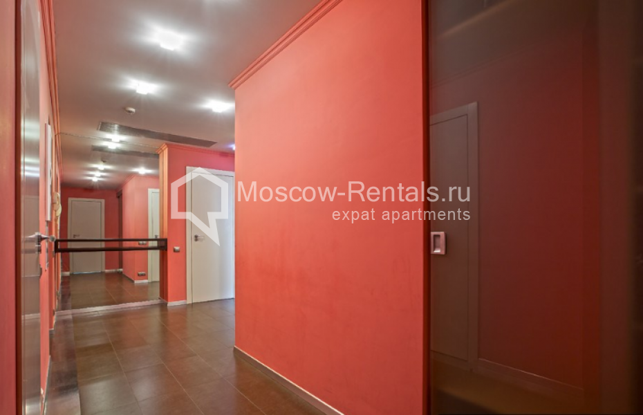 Photo #9 3-room (2 BR) apartment for <a href="http://moscow-rentals.ru/en/articles/long-term-rent" target="_blank">a long-term</a> rent
 in Russia, Moscow, Komsomolsky prospect, 32 К 2