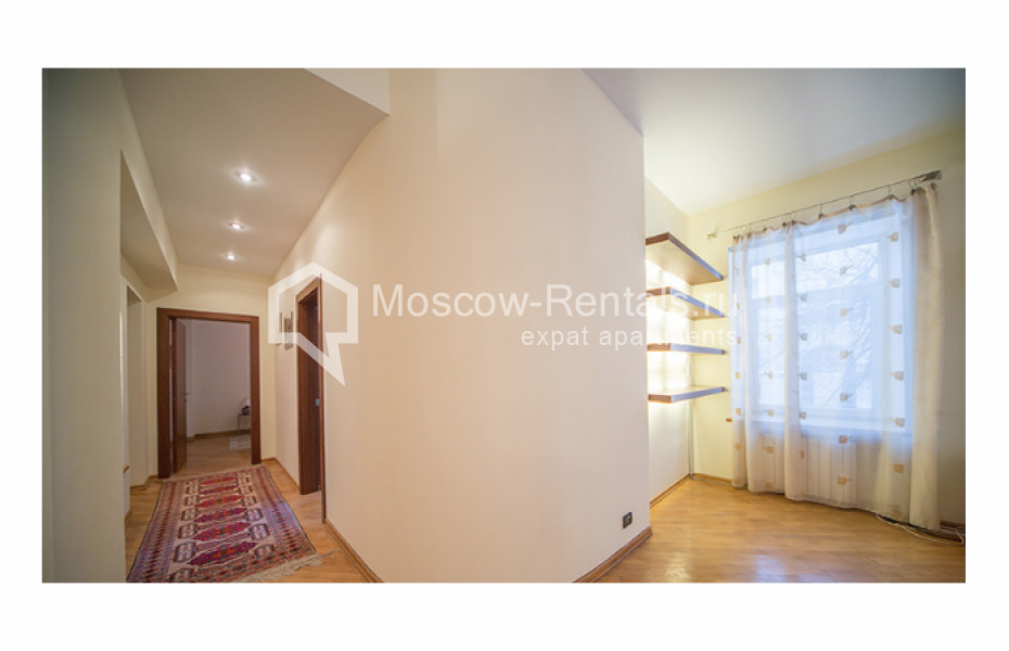 Photo #12 3-room (2 BR) apartment for <a href="http://moscow-rentals.ru/en/articles/long-term-rent" target="_blank">a long-term</a> rent
 in Russia, Moscow, Lukov lane, 4