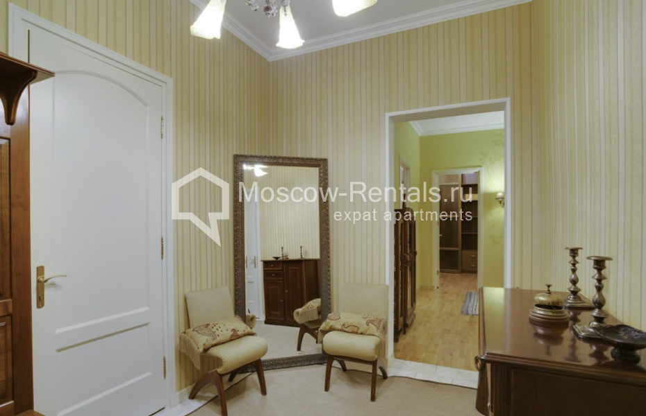 Photo #14 4-room (3 BR) apartment for <a href="http://moscow-rentals.ru/en/articles/long-term-rent" target="_blank">a long-term</a> rent
 in Russia, Moscow, Bolshaya Ordynka str, 67