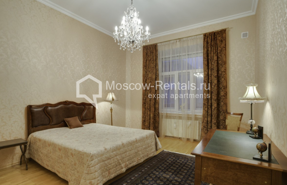 Photo #15 4-room (3 BR) apartment for <a href="http://moscow-rentals.ru/en/articles/long-term-rent" target="_blank">a long-term</a> rent
 in Russia, Moscow, Bolshaya Ordynka str, 67