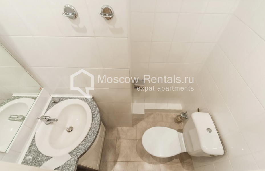 Photo #2 4-room (3 BR) apartment for <a href="http://moscow-rentals.ru/en/articles/long-term-rent" target="_blank">a long-term</a> rent
 in Russia, Moscow, Gagarinsky lane, 23 С 2