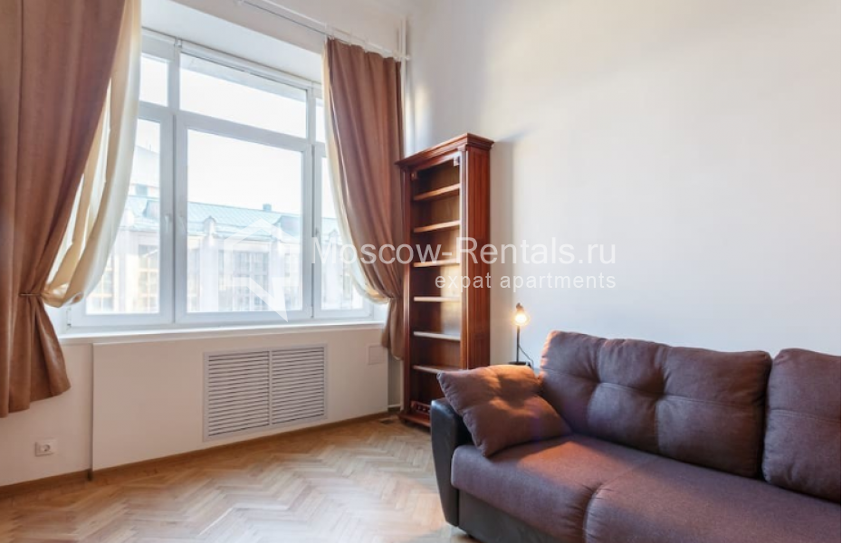 Photo #12 4-room (3 BR) apartment for <a href="http://moscow-rentals.ru/en/articles/long-term-rent" target="_blank">a long-term</a> rent
 in Russia, Moscow, Tverskaya str, 9