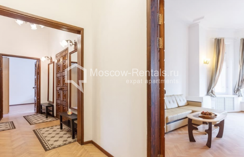 Photo #5 4-room (3 BR) apartment for <a href="http://moscow-rentals.ru/en/articles/long-term-rent" target="_blank">a long-term</a> rent
 in Russia, Moscow, Tverskaya str, 9