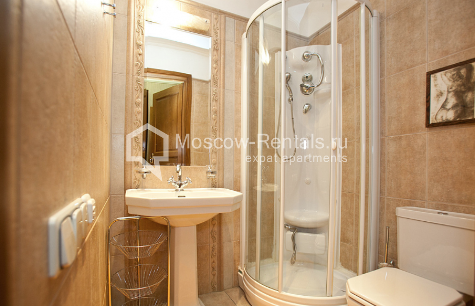 Photo #15 3-room (2 BR) apartment for <a href="http://moscow-rentals.ru/en/articles/long-term-rent" target="_blank">a long-term</a> rent
 in Russia, Moscow, Ulansky lane, 19