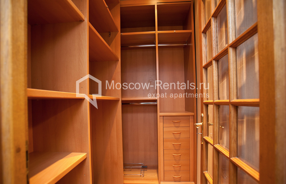 Photo #22 3-room (2 BR) apartment for <a href="http://moscow-rentals.ru/en/articles/long-term-rent" target="_blank">a long-term</a> rent
 in Russia, Moscow, Ulansky lane, 19