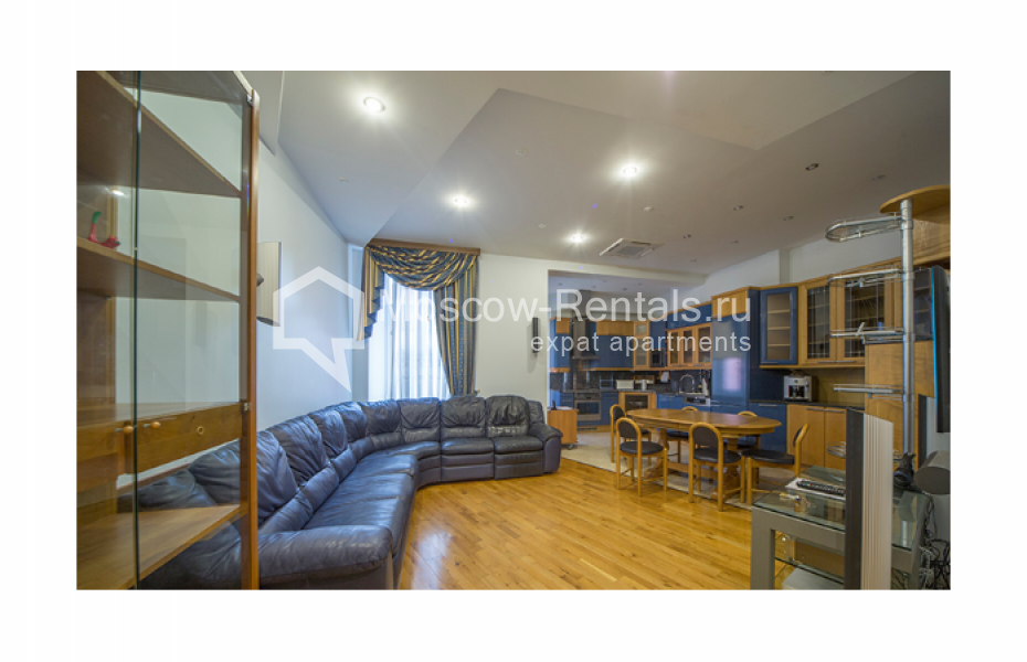 Photo #2 4-room (3 BR) apartment for <a href="http://moscow-rentals.ru/en/articles/long-term-rent" target="_blank">a long-term</a> rent
 in Russia, Moscow, Myasnitskaya str, 21 С 8