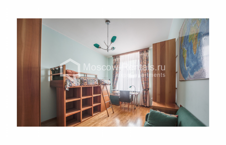 Photo #3 4-room (3 BR) apartment for <a href="http://moscow-rentals.ru/en/articles/long-term-rent" target="_blank">a long-term</a> rent
 in Russia, Moscow, Myasnitskaya str, 21 С 8