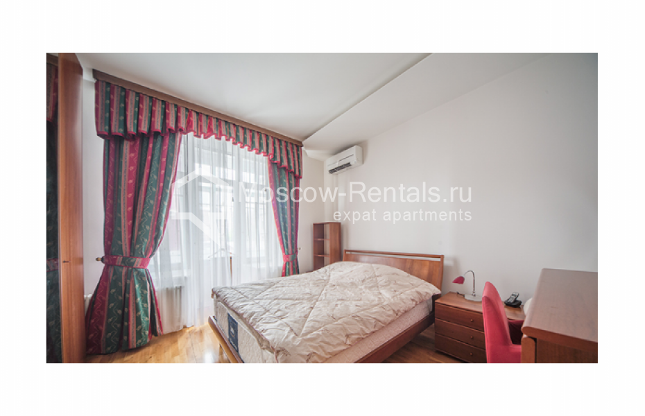 Photo #4 4-room (3 BR) apartment for <a href="http://moscow-rentals.ru/en/articles/long-term-rent" target="_blank">a long-term</a> rent
 in Russia, Moscow, Myasnitskaya str, 21 С 8