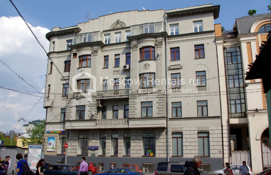 Photo #20 4-room (3 BR) apartment for <a href="http://moscow-rentals.ru/en/articles/long-term-rent" target="_blank">a long-term</a> rent
 in Russia, Moscow, Klimentovsky lane, 9/1
