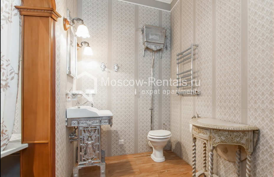 Photo #10 4-room (3 BR) apartment for <a href="http://moscow-rentals.ru/en/articles/long-term-rent" target="_blank">a long-term</a> rent
 in Russia, Moscow, Pyatnitskaya str, 57 С 2