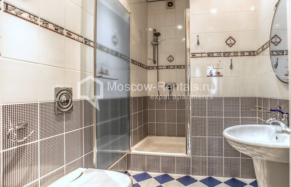 Photo #16 4-room (3 BR) apartment for <a href="http://moscow-rentals.ru/en/articles/long-term-rent" target="_blank">a long-term</a> rent
 in Russia, Moscow, Krasnoproletarskaya str, 7
