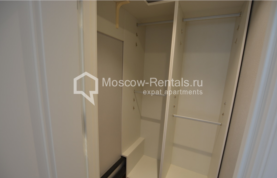 Photo #16 4-room (3 BR) apartment for <a href="http://moscow-rentals.ru/en/articles/long-term-rent" target="_blank">a long-term</a> rent
 in Russia, Moscow, Bolshaya Bronnaya str, 27/4
