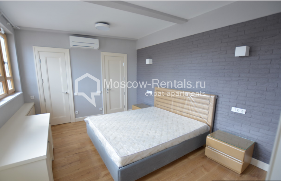 Photo #18 4-room (3 BR) apartment for <a href="http://moscow-rentals.ru/en/articles/long-term-rent" target="_blank">a long-term</a> rent
 in Russia, Moscow, Bolshaya Bronnaya str, 27/4