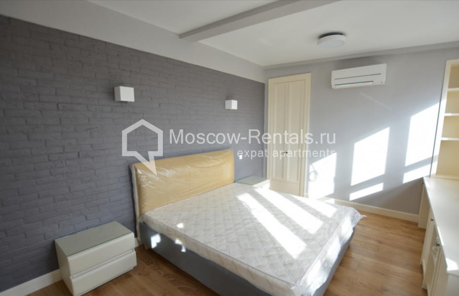 Photo #21 4-room (3 BR) apartment for <a href="http://moscow-rentals.ru/en/articles/long-term-rent" target="_blank">a long-term</a> rent
 in Russia, Moscow, Bolshaya Bronnaya str, 27/4