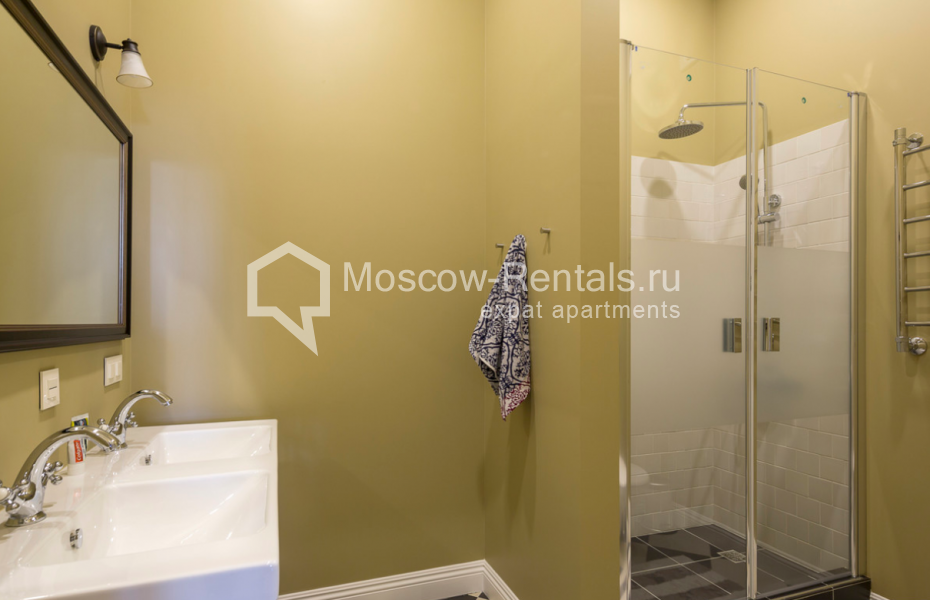 Photo #17 3-room (2 BR) apartment for <a href="http://moscow-rentals.ru/en/articles/long-term-rent" target="_blank">a long-term</a> rent
 in Russia, Moscow, Bolshoi Gnezdnikovsky lane, 3