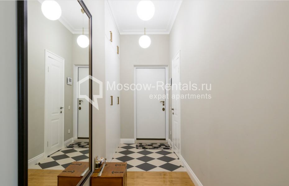 Photo #19 3-room (2 BR) apartment for <a href="http://moscow-rentals.ru/en/articles/long-term-rent" target="_blank">a long-term</a> rent
 in Russia, Moscow, Bolshoi Gnezdnikovsky lane, 3