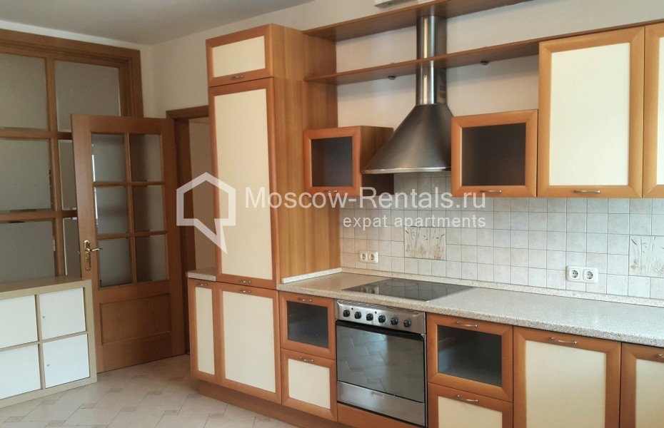 Photo #1 4-room (3 BR) apartment for <a href="http://moscow-rentals.ru/en/articles/long-term-rent" target="_blank">a long-term</a> rent
 in Russia, Moscow, Golikovsky lane, 15
