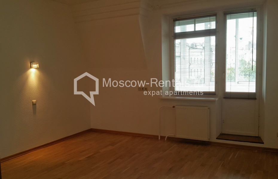 Photo #5 4-room (3 BR) apartment for <a href="http://moscow-rentals.ru/en/articles/long-term-rent" target="_blank">a long-term</a> rent
 in Russia, Moscow, Golikovsky lane, 15