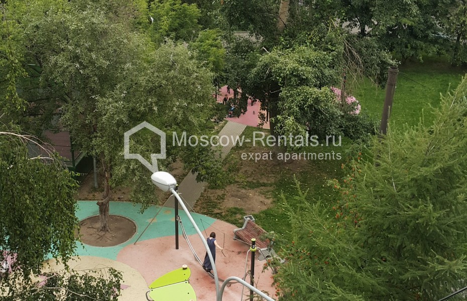 Photo #12 4-room (3 BR) apartment for <a href="http://moscow-rentals.ru/en/articles/long-term-rent" target="_blank">a long-term</a> rent
 in Russia, Moscow, Golikovsky lane, 15
