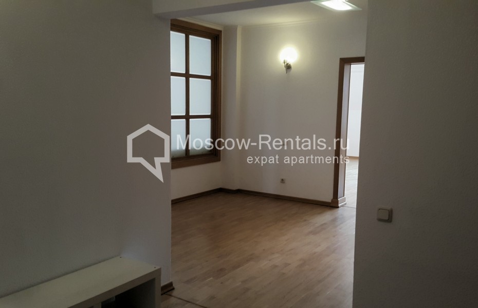 Photo #10 4-room (3 BR) apartment for <a href="http://moscow-rentals.ru/en/articles/long-term-rent" target="_blank">a long-term</a> rent
 in Russia, Moscow, Golikovsky lane, 15