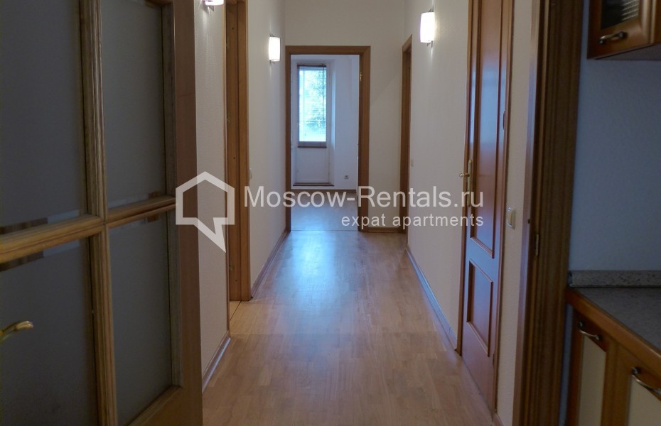 Photo #15 4-room (3 BR) apartment for <a href="http://moscow-rentals.ru/en/articles/long-term-rent" target="_blank">a long-term</a> rent
 in Russia, Moscow, Golikovsky lane, 15