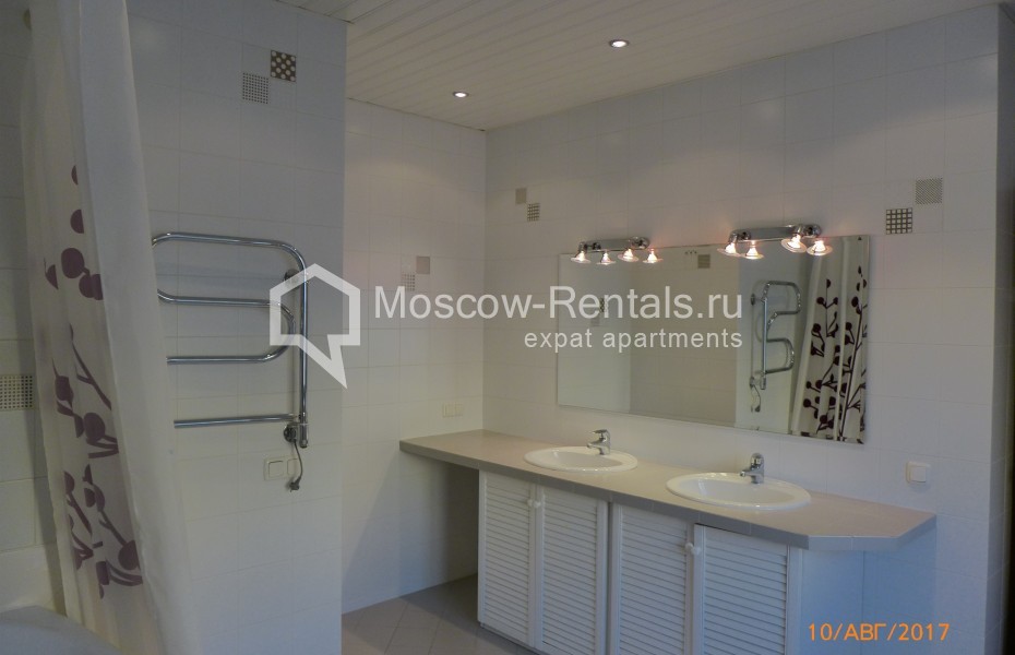 Photo #16 4-room (3 BR) apartment for <a href="http://moscow-rentals.ru/en/articles/long-term-rent" target="_blank">a long-term</a> rent
 in Russia, Moscow, Golikovsky lane, 15