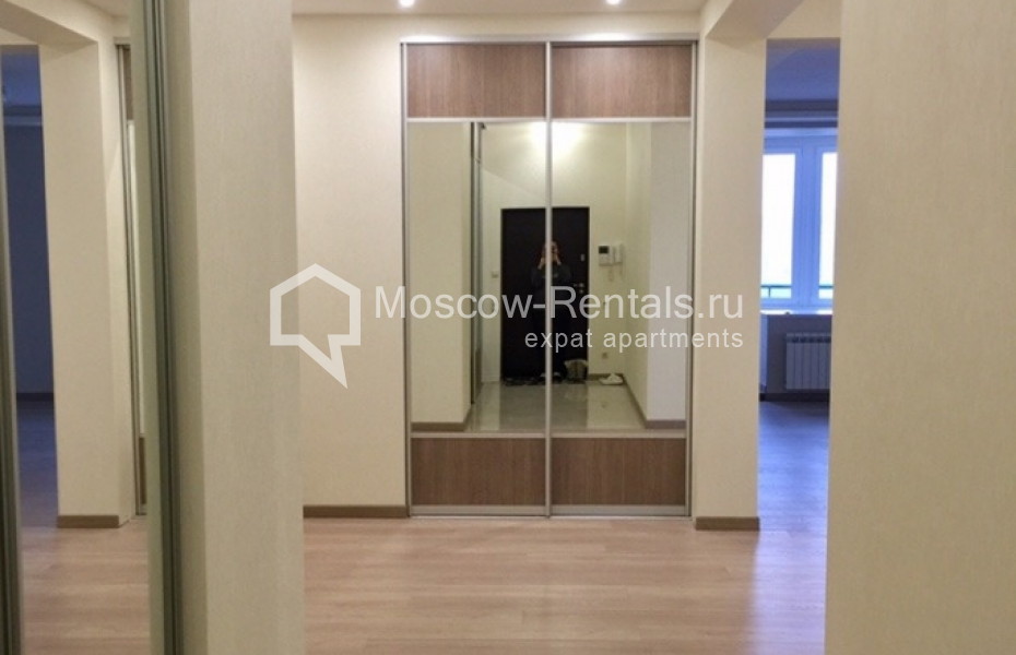 Photo #19 4-room (3 BR) apartment for <a href="http://moscow-rentals.ru/en/articles/long-term-rent" target="_blank">a long-term</a> rent
 in Russia, Moscow, Leninsky prosp,  92к1