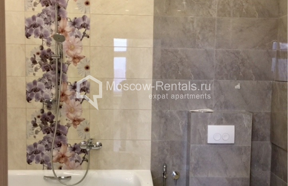 Photo #16 4-room (3 BR) apartment for <a href="http://moscow-rentals.ru/en/articles/long-term-rent" target="_blank">a long-term</a> rent
 in Russia, Moscow, Leninsky prosp,  92к1