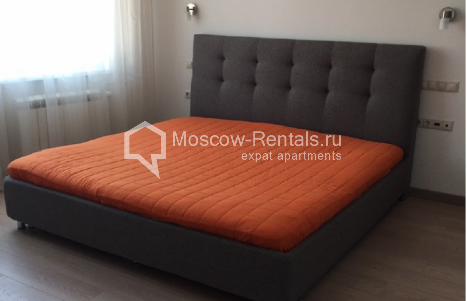 Photo #5 4-room (3 BR) apartment for <a href="http://moscow-rentals.ru/en/articles/long-term-rent" target="_blank">a long-term</a> rent
 in Russia, Moscow, Leninsky prosp,  92к1